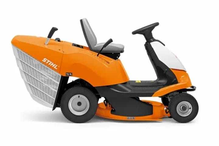 STIHL RT 4082 Petrol Ride On Lawn Tractor-9333